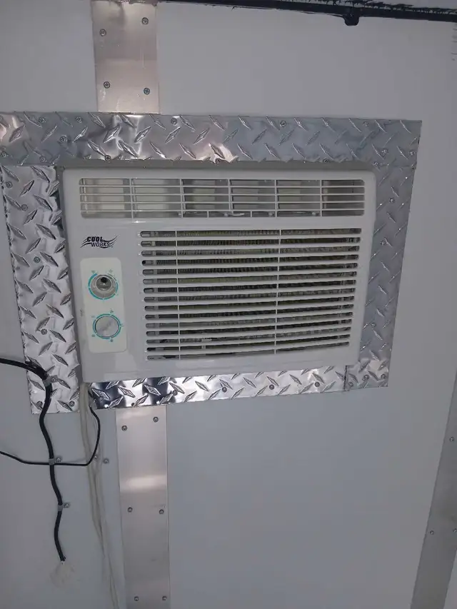 frigo  r 15 pour chasseur in Other in Drummondville - Image 6