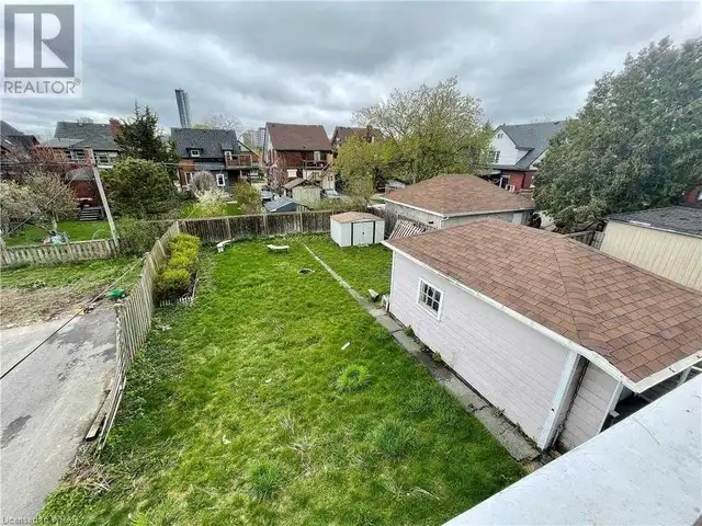 Heritage House for Rent - Downtown Kitchener 5bed+2bath / 4 park in Long Term Rentals in Kitchener / Waterloo - Image 10