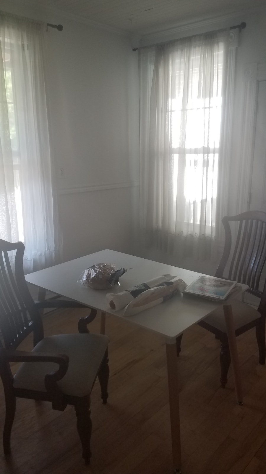 Colocation /Chambre Centre Ville Trois Rivieres-meuble/chauffe — photo 1