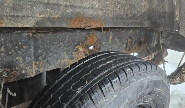 2002 Chevy Silverado 2500HD  in Cars & Trucks in Brantford - Image 9