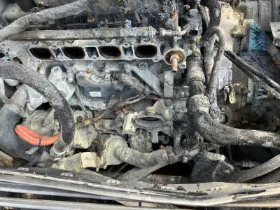 J’ai plusieurs pièces de Ford fusion hybride 2014 de disponible tel que batterie à haut voltage,mote...