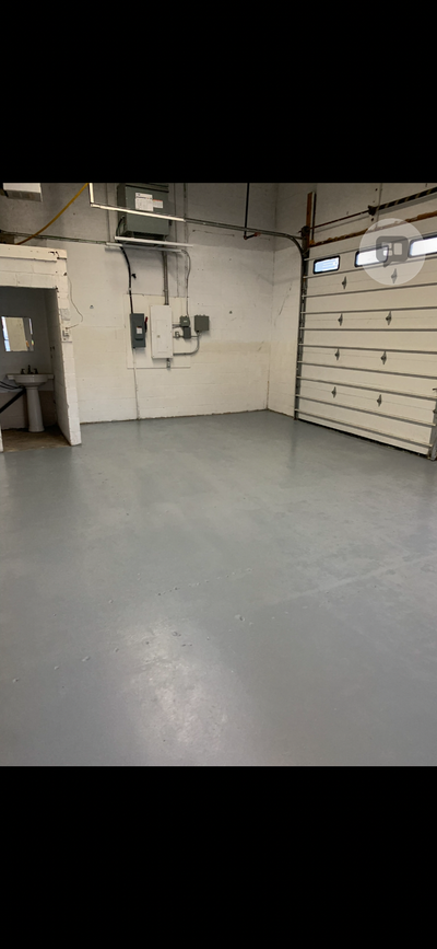 600 SF INDUSTRIAL UNIT – FLEXIBLE TERMS – UTILITIES INCLUDED 600 sf (20×30) private industrial space...
