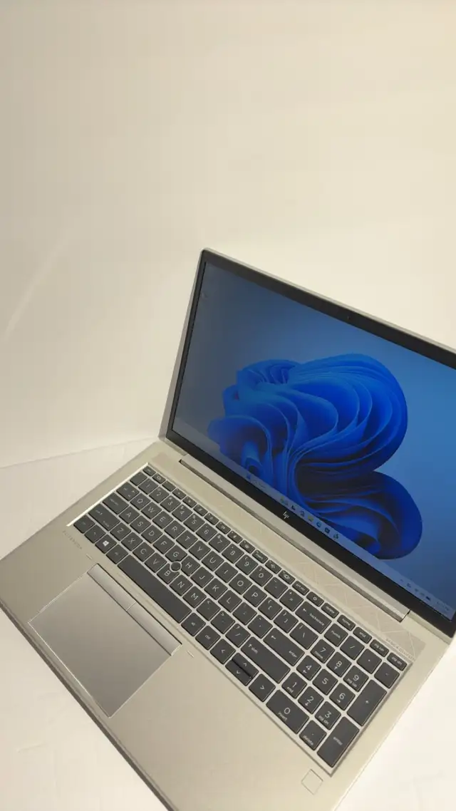 HP EliteBook 850 G7 i5-10310U 16GB 256GB SSD 15.6 Win 11 Pro in Laptops in Markham / York Region - Image 3