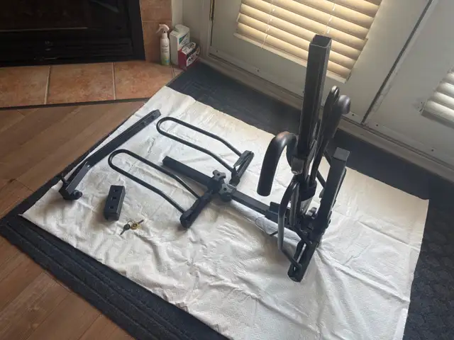 À qui la chance Support à velo ( 90Lbs ou 40 Kg) Sport rack SR29 in Other in Longueuil / South Shore - Image 3