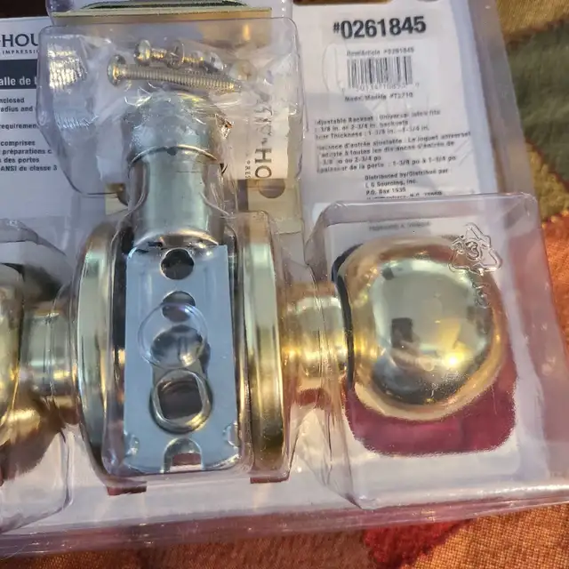 Gatehouse Bed /bath door knob, polished brass new in Windows, Doors & Trim in Mississauga / Peel Region - Image 9