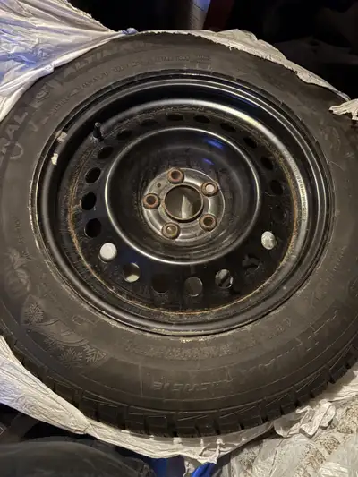 set of 4 snow tires on black rims. General Altimax. They were on a 2021 Nissan Rogue. decent tread....