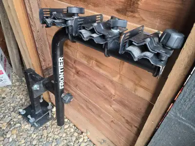Still in good condition...can't fit on my new camper
