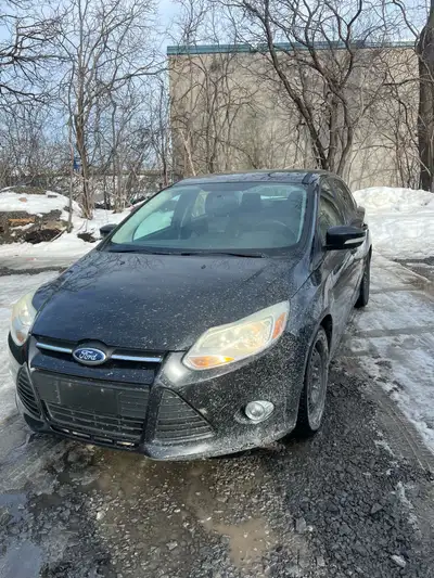 2014 Ford focus SEL - CLEAN - NO ACCIDENT Selling my 2014 ford focus, this vehicle is ready to go an...