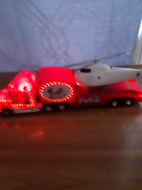 Semi remorque a baterie 2000 coca-cola Holiday Helicopter