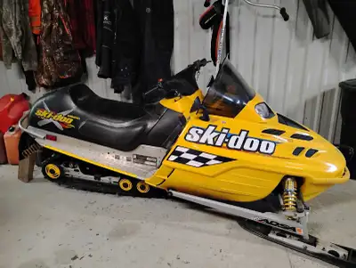 Full chassis motor no good. Everything works as it should 700$ obo