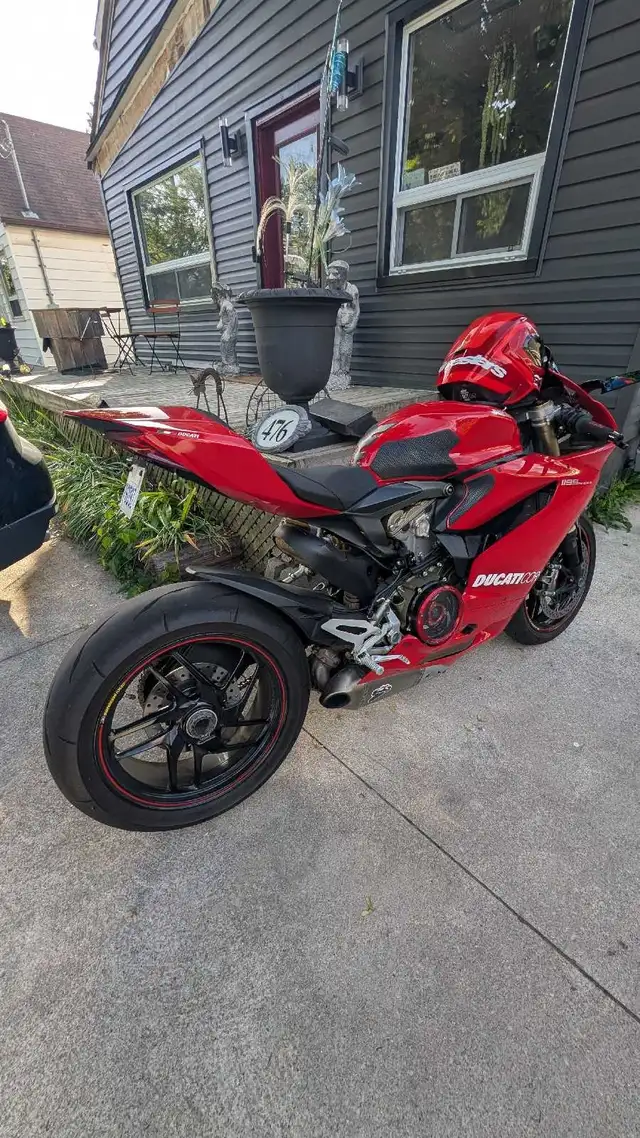 DUCATI 1199 Panigale in Sport Bikes in London - Image 3