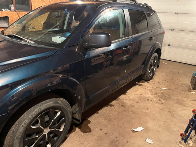  Dodge Journey for sale  7000. Best offer in Cars & Trucks in Strathcona County - Image 3