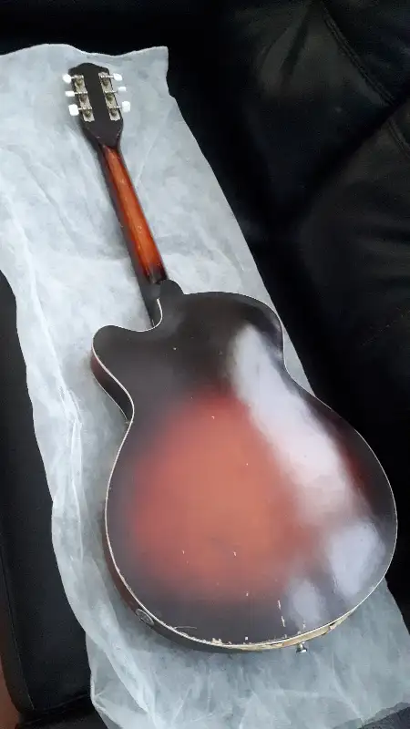 VERY RARE Beltone Hollowbody Electric Guitar - Vintage in Guitars in Edmonton - Image 6