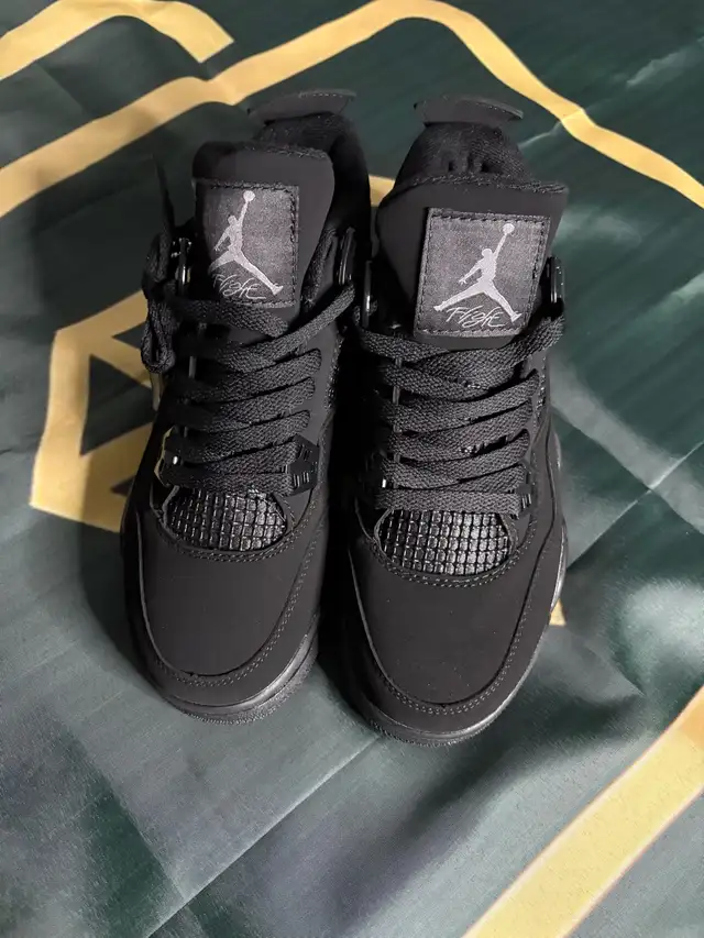 Jordan 4 Black Cats in Men's Shoes in Mississauga / Peel Region - Image 4