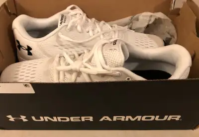 Under Armour Charged Pursuit 2 SE running shoes new in box  sz10, View more