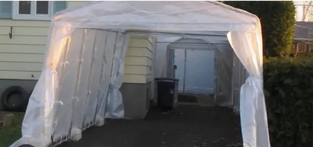 Snow Shelter Installation573320376070983681