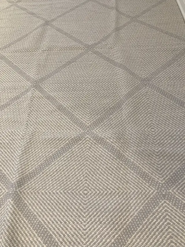 Brand New Wool Rug 7'6" x 9'6" in Rugs, Carpets & Runners in Ottawa - Image 11
