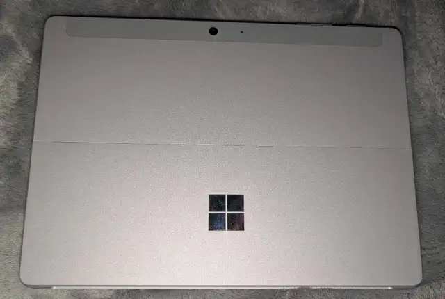 Microsoft Surface Go 3 Like-New Condition, Touchscreen Laptop in iPads & Tablets in Kitchener / Waterloo - Image 7