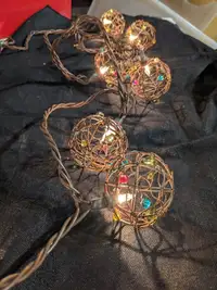 Mini string lights