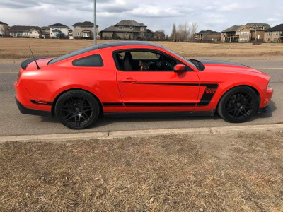Totally upgraded $20000.00 2012 Boss 302