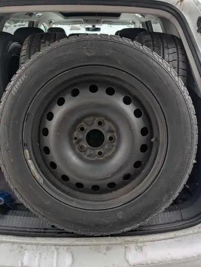 Very good set of Winter tires, on rims. 235 55/R17. They came off a 2020 Kia Sportage, bolt pattern...