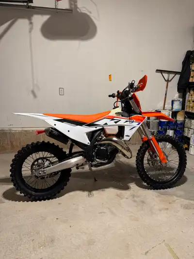 KTM xc 125 It has only 14.4 hours Reason I’m selling it is because I want to upgrade to a bigger bik...