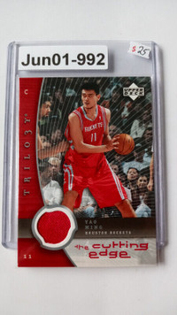 2005-06 Upper Deck Trilogy The Cutting Edge Jersey Yao Ming card