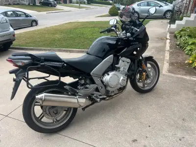 2008 cbf1000 In excellent condition mechanically and physically. No damage. Everything works as it s...