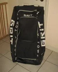 33" GRIT Hockey Tower Bag with 2 Wheels and Blade ports