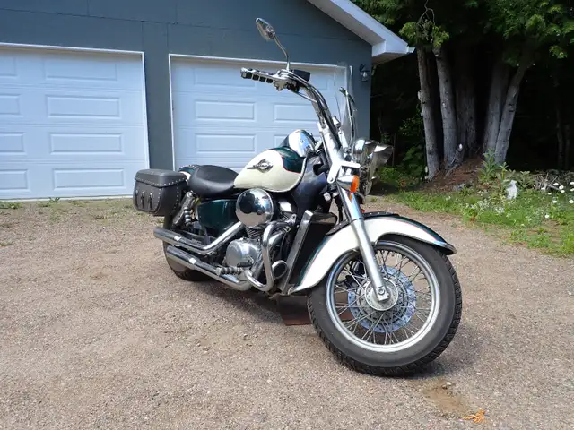 1999 Honda Shadow A.C.E 750 in Street, Cruisers & Choppers in Renfrew - Image 9
