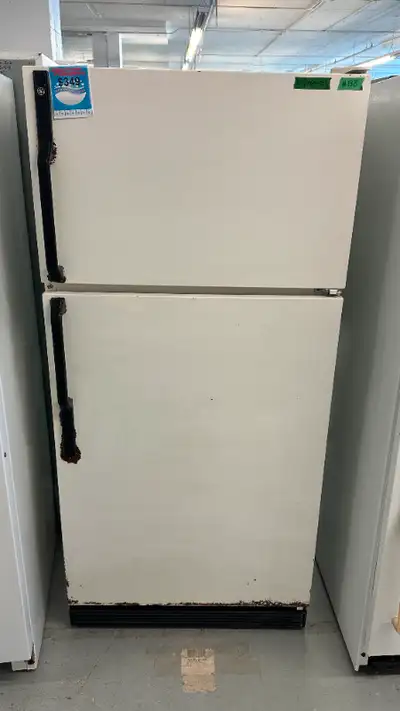 Réfrigérateur KitchenAid congélateur en bas Stainless fridge 33"