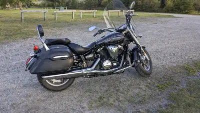 Selling a near showroom condition 2012 Yamaha V-Star 1300 Tourer with only 9688km. New Shinko Tires...
