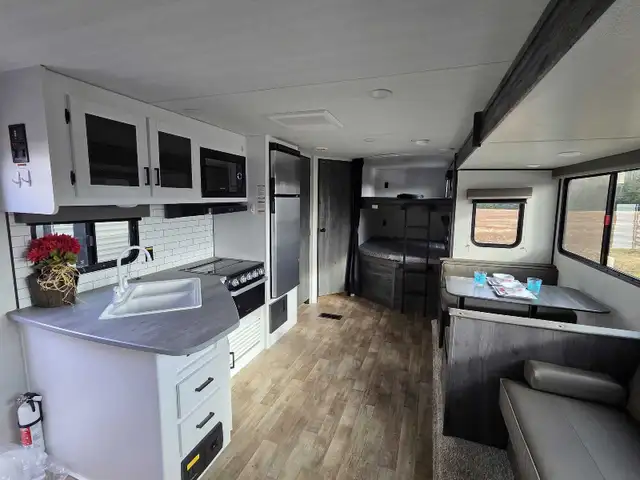2022 Keystone Hideout 272 bh in Travel Trailers & Campers in Bedford - Image 6