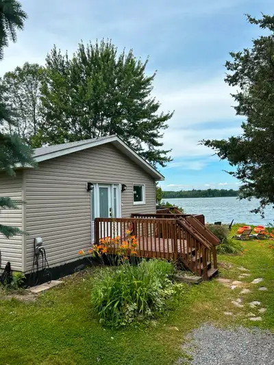 Lakefront Cottage for Winter Rental