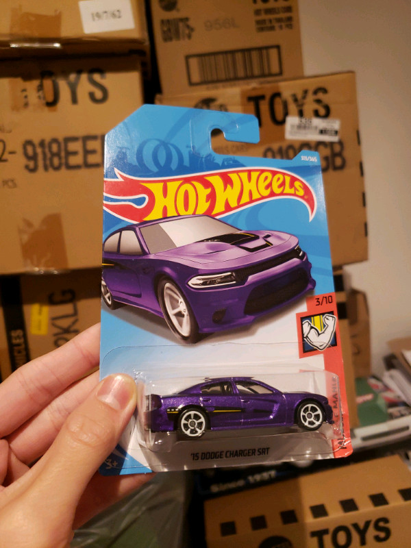 2018 Hot wheels 2015 Dodge Charger SRT Purple in Arts & Collectibles in Markham / York Region