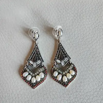 Dangle Classic Earrings With Freshwater Pearl, View more