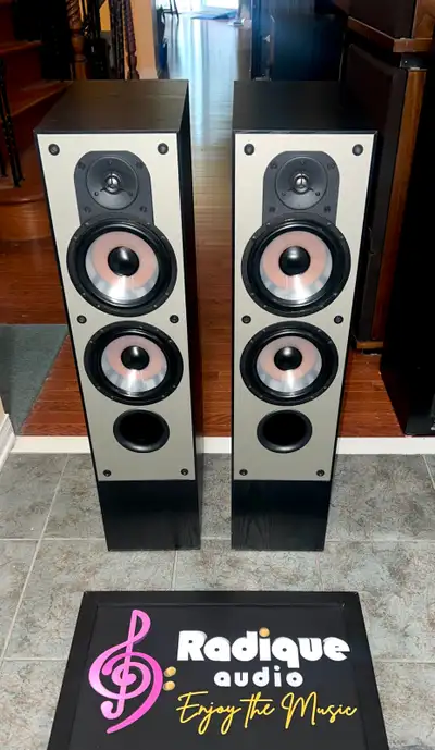 Paradigm Monitor 7 v1 Slim Towers, Made in Canada, View more