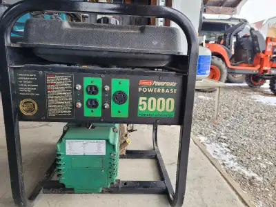 Coleman, 10 hp Briggs&Stratton (USA made), 5000 watts continuous, 6250 watts surge. Original owner,...