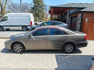 2004 Toyota Camry LE