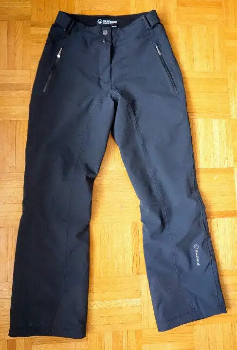 Ski/snow pants, women's Size 4, Sun Ice brand, Black. in Ski in Oakville / Halton Region - Image 2