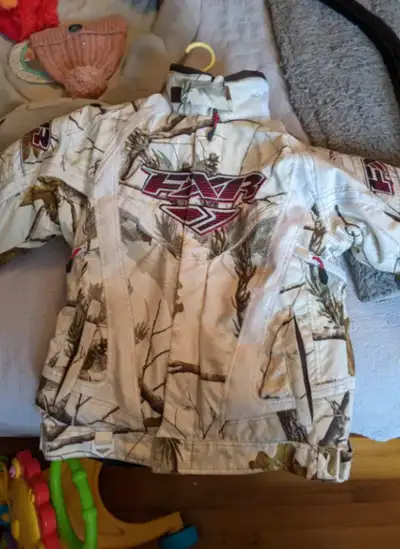 Sale till weekend!! Women winter jacket FXR size 6 (fits small), View more