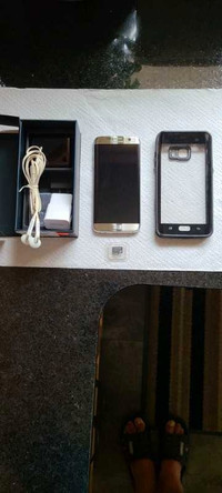 Phone Samsung S7 edge unlocked need fix power to start 