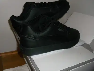 Mens sneakers, View more