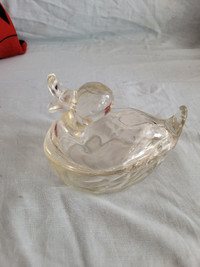 Vintage Antique clear glass duck covered candy dishVintage Antiq