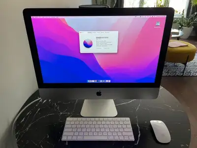 iMac 21.5" in incredible shape Comes with Apple Magic Keyboard & Magic Mouse $490 OBO Willing to dro...