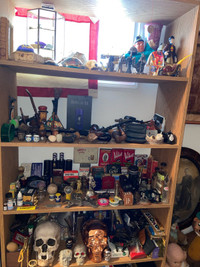 Lots of really cool collectibles 