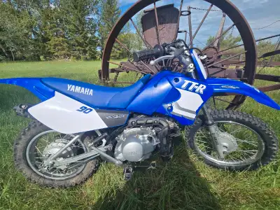 Yamaha TTR 90cc four stroke. Decent shape. Some scuffs and scratches. Kids outgrew and upgraded. Tir...