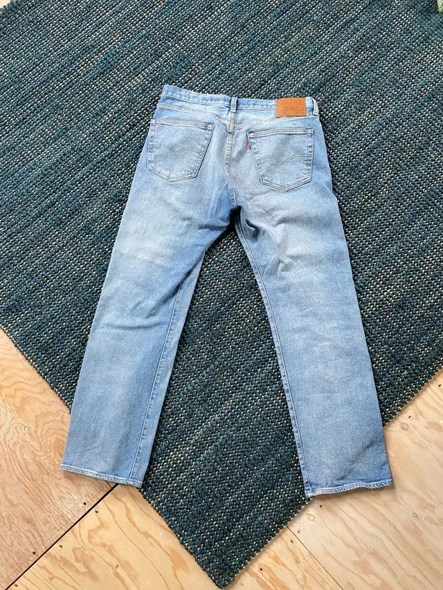 Levi’s 501s - men’s 36/32 in Men's in Bedford - Image 4