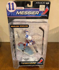 Mcfarlane NHL Mark Messier New York Rangers Series 2 NHLPA Logo 