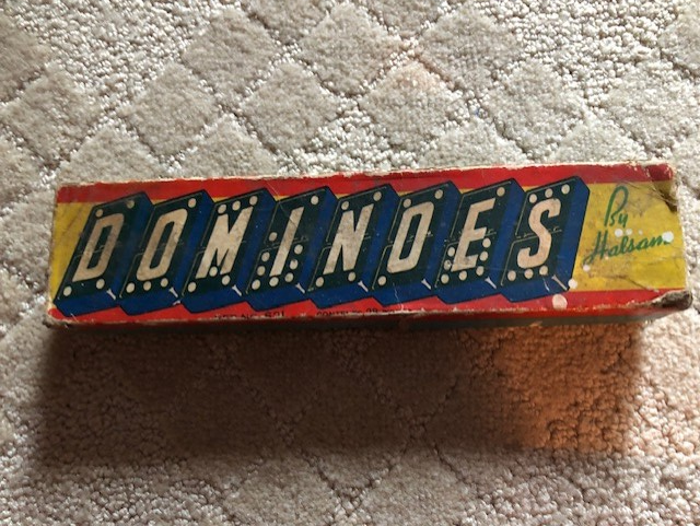Vintage Wood Checkers and Dominoes in Toys & Games in Oshawa / Durham Region - Image 5
